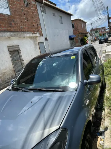 Renault Sandero Authentique Hi-flex 1.0 16V 5P 2011