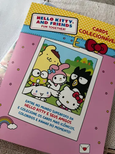 Cards Hello Kitty and Friends - PANINI - 2026 - LER DESCRIÇÃO!! 