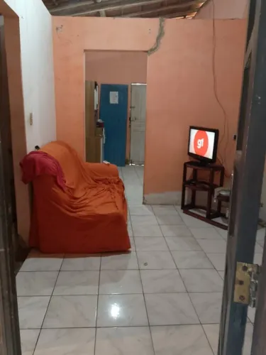 Casa pra vender. 25.000 em Saubara.ra