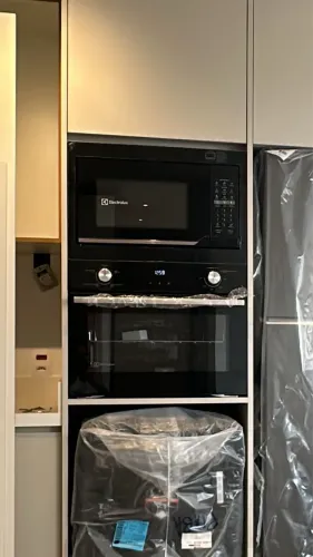 Micro-ondas de Embutir Electrolux 34L Preto com Painel Digital