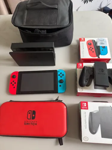 Nintendo Switch (não troco)