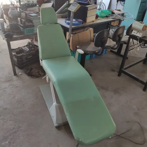 Cadeira Elétrica com regulagem de altura ( dentista, podólogo, tatuador e mais)
