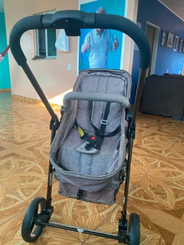 Carrinho de bebê galzerano
