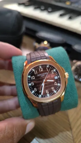 Patek Philippe Aquanaut Rose Clone
