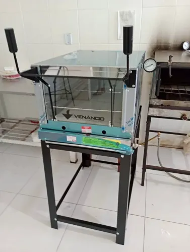 FORNO A GÁS VENANCIO 45X60 NOVO