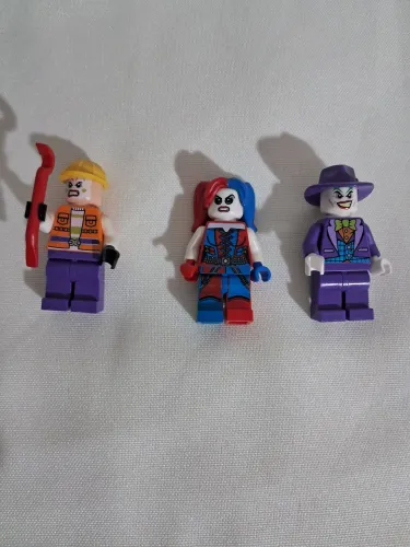 Lego vilões 3 bonecos Harvey quinn