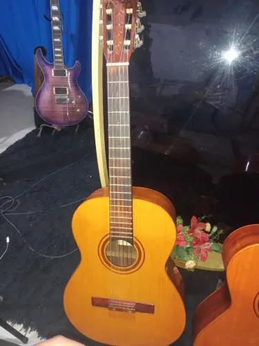 Violão do Giorgio n18 estudante 2005