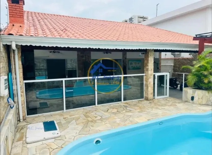 Casa Isolada em Canto do Forte - 4 dorms - Piscina e Churrasqueira!!