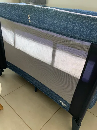 Vendo berço cercadinho Dobrável
