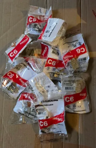 12 Keystones RJ45 Fêmea Cat6 Gigalan Blindado