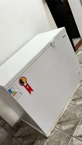 Vendo esse Freezer 240 litro novo.