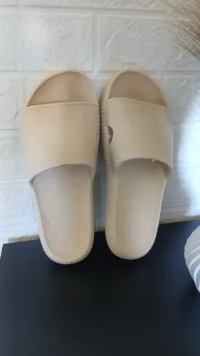 Chinelo nuvem