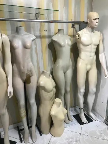Manequins para Loja - Feminino e Masculino