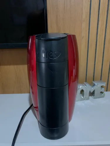 Cafeteira três corações