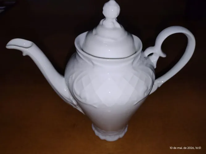 Bule de porcelana