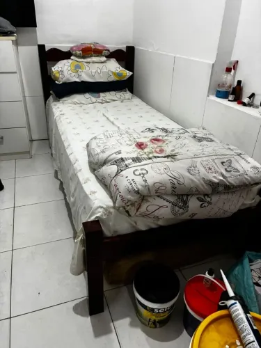 Cama de solteiro (base + colchão)
