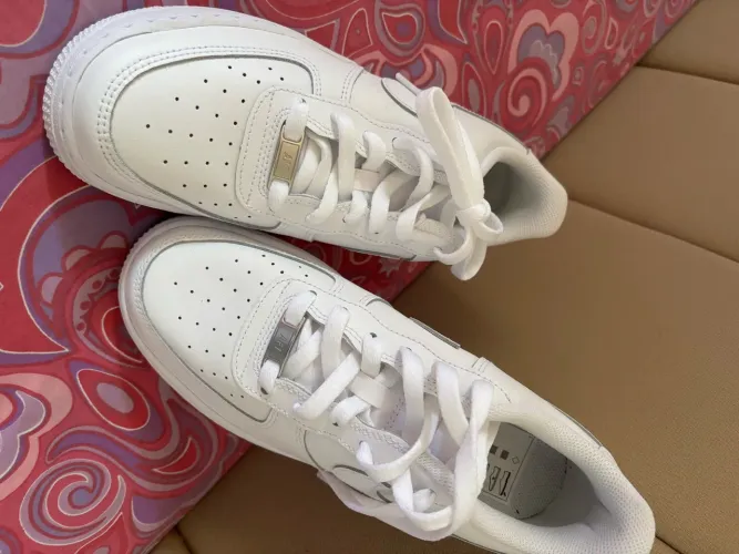 Nike Air Force 1 - Branco - Tam 37 