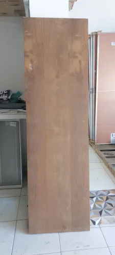 01 Porta prancheta 210x62 acabamento sucupira R$ 200