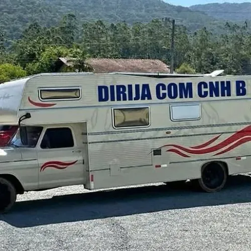 Motorhome completo e autossuficiente Cat. ?B?