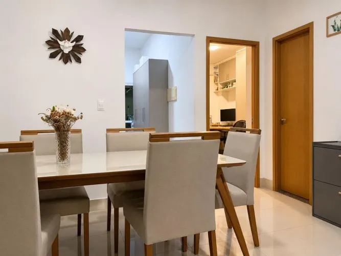 Vende-se sobrado no Condomínio Palm Village em Cuiabá MT 