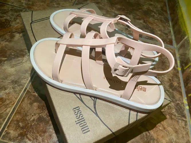 melissa (35) modelo melissa kick off sandal 