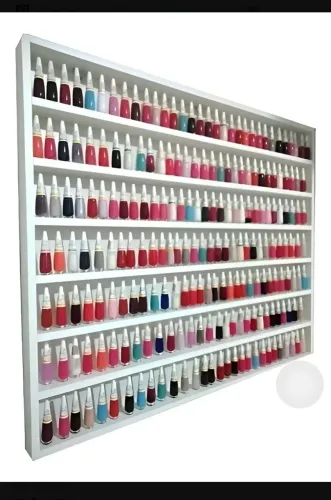 Esmalteria e mesa balcão 