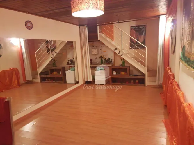 Sala comercial à venda em Piratininga