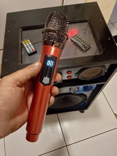 Pra desocupar espaço