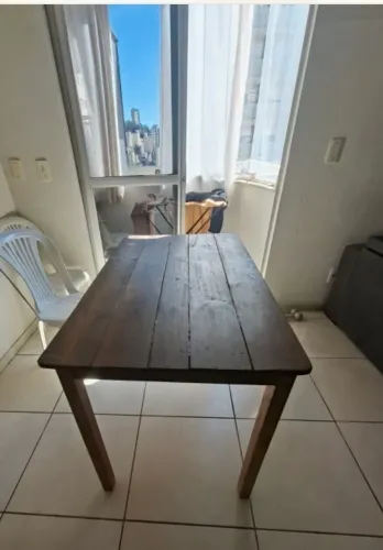 Mesa de Madeira 