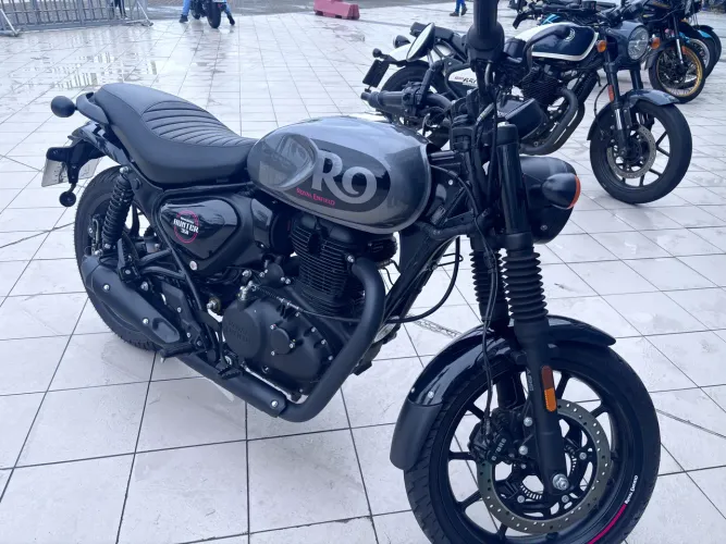 Royal Enfield Hunter 350cc 2026 - Vendedora Fernanda