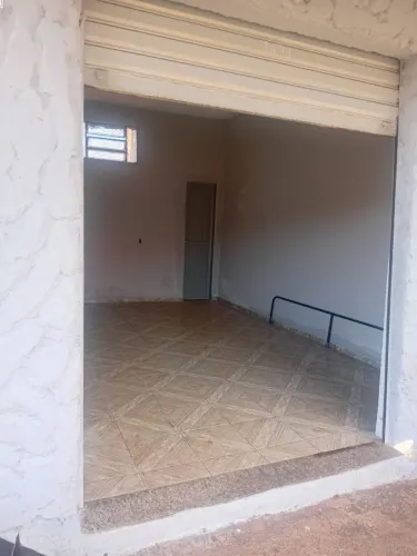 Salão comercial em Cravinhos