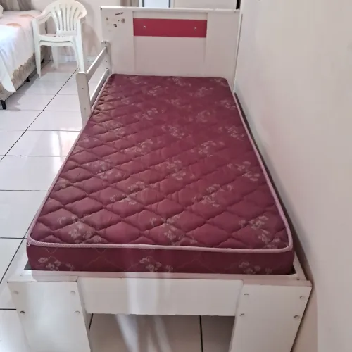 Cama de solteiro 