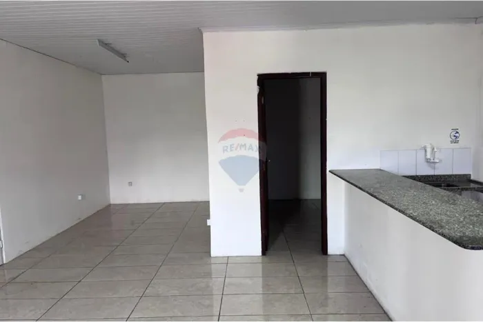 Alugo Sala Comercial com 50 m² na Luís Tarquínio