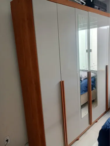 GUARDA ROUPA
