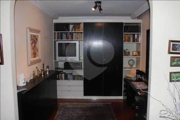 Apartamento à venda com 3 quartos, sendo 1 suíte, no condomínio Villaggio de Bologna, São