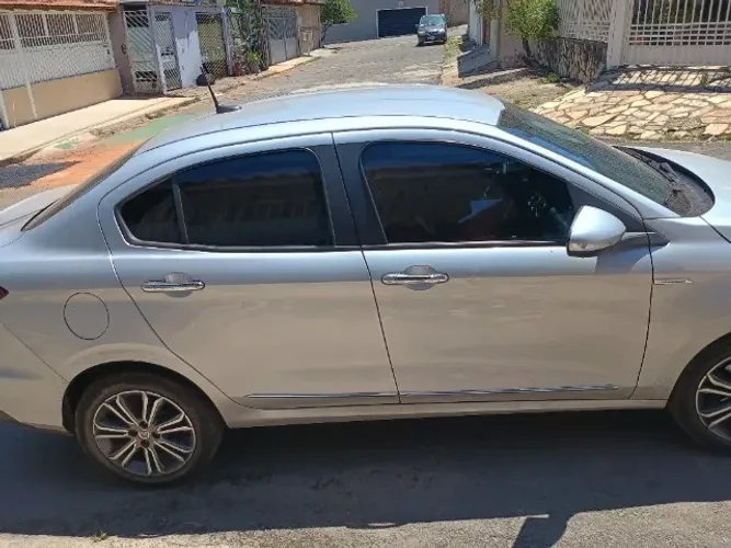 Fiat Cronos Precision 1.8 16V Flex Aut. 2018