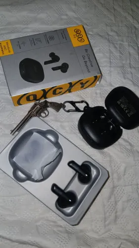 Fone de ouvido QCY HT05
