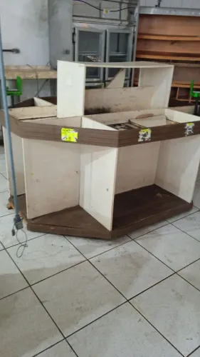 Banca de Frutas e Verduras em MDF