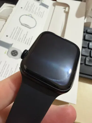 Apple Watch SE (2ª geracao) - 44mm - bateria 100%