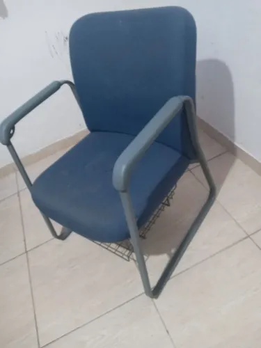 ::: CADEIRA DE ESCRITÓRIO OU UNIVERSITÁRIA ::: NEGOCIÁVEL