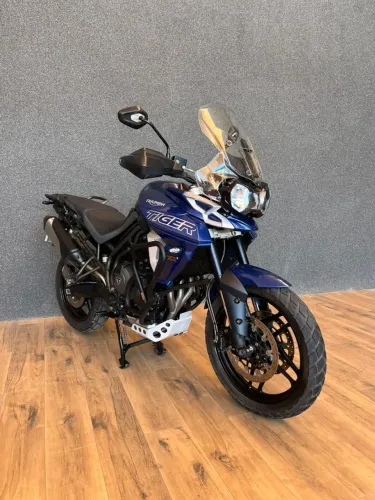 TRIUMPH TIGER 800 XRX