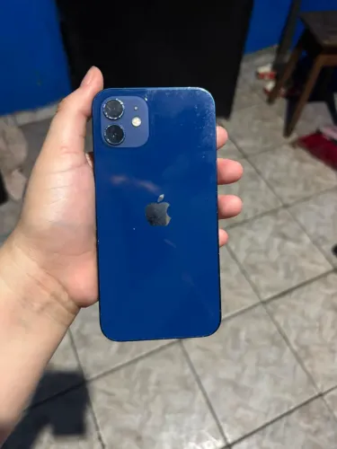 Vendo um iPhone 12