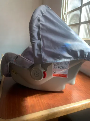Bebê Conforto à Venda!