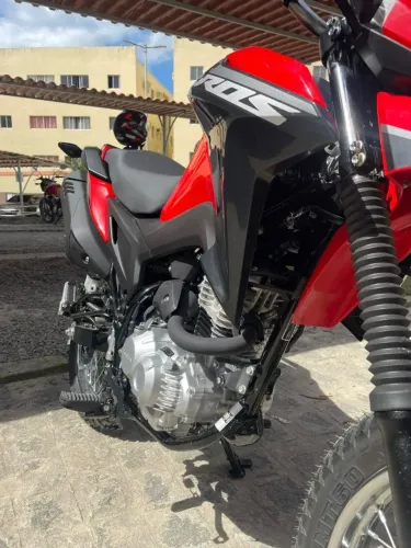 NRX BROS 160 CBS