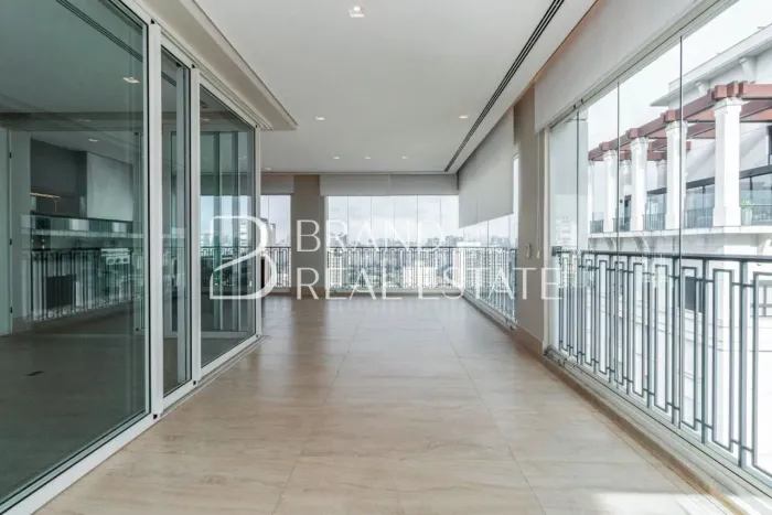 Apartamento, com 4 suítes, à venda, 274 m² ? Reformado com vista panorâmica na Vila Olímpi
