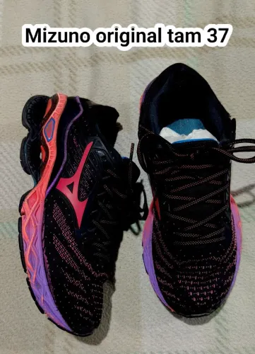 Tênis Mizuno original tam 37