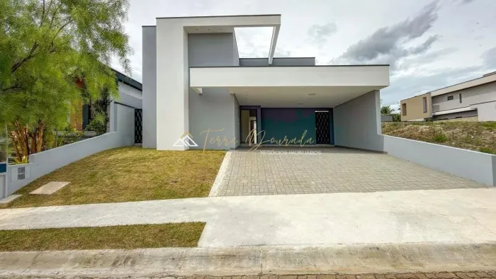 Casa terrea com 3 suites em condomínio Taubaté