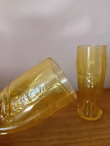 Par de copos colecionáveis Coca Cola