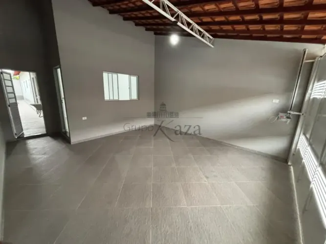 Imóvel para aluguel possui 125 metros quadrados com 3 quartos
