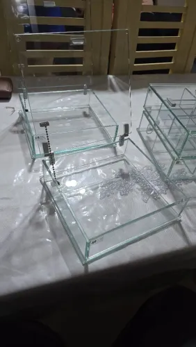 Caixa organizadora de vidro